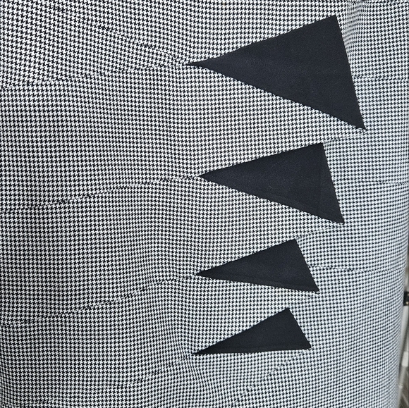 Tahari Womens 3/4 Sleeve Sheath Houndstooth Pattern Lined Black White Dress sz12 - Picture 5 of 8